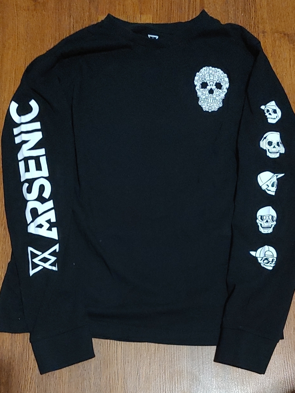 ✅$7 Add On Arsenic Black Long-Sleeve Skull Graphic Tee Youth 16